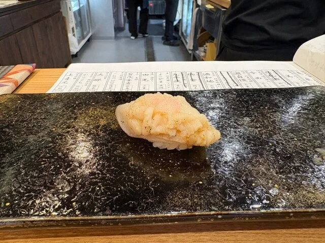 사카모토 스시 북귀 조개 초밥