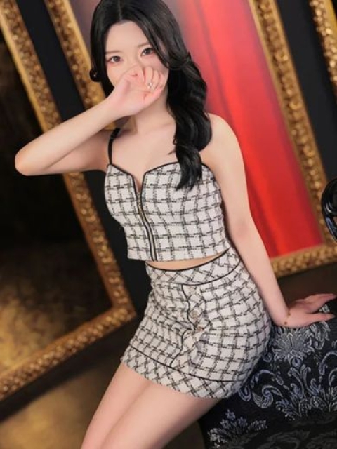 AEO れな 프로필 사진